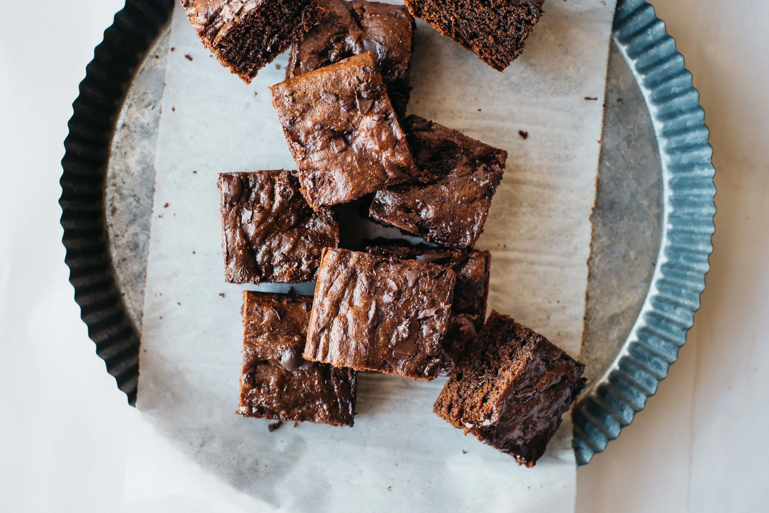 (gluten & dairy free) hazelnut butter brownies + a giveaway! — dolly